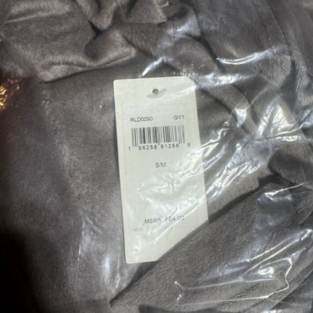 Splendid Velvor Robe NWT - Picture 2 of 4